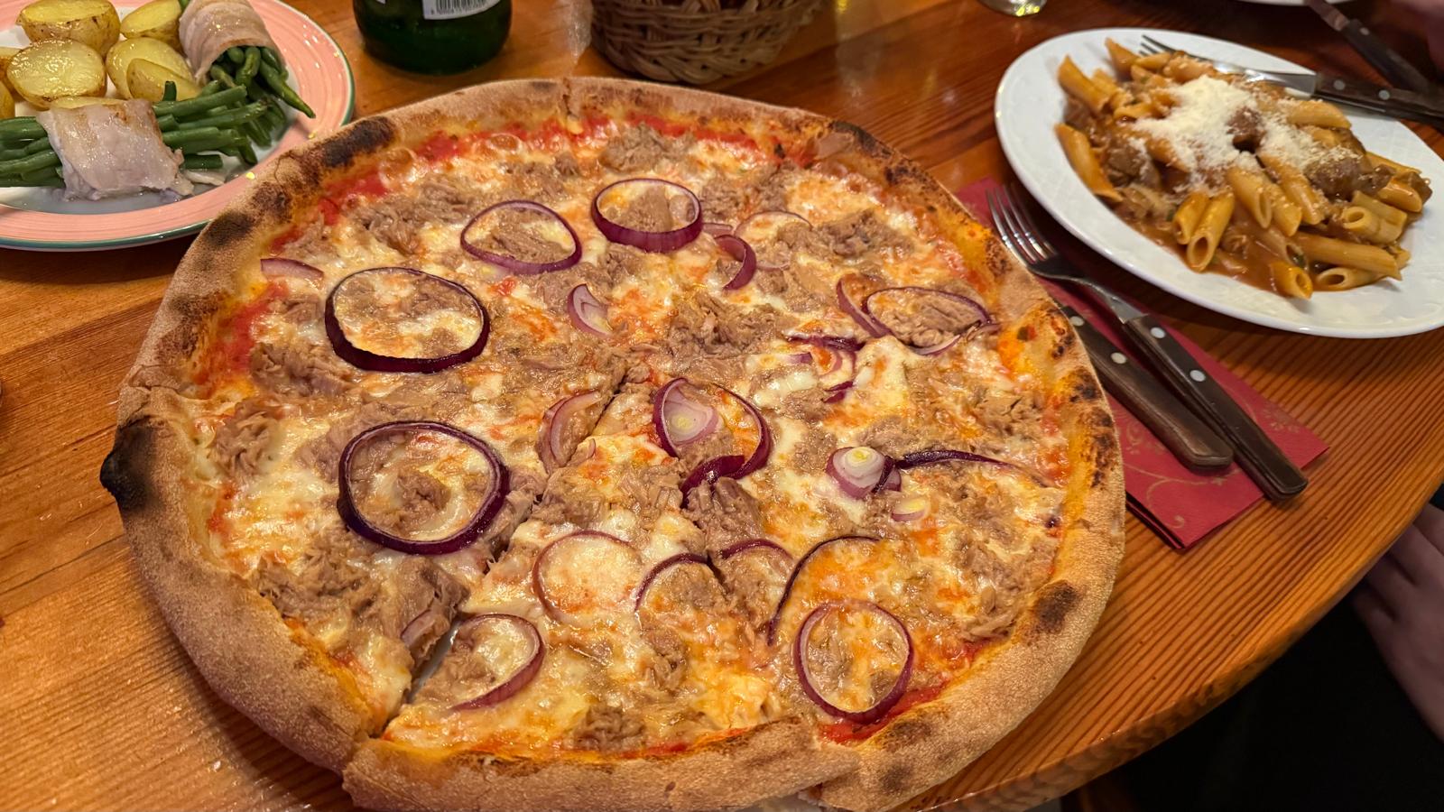 Pizza Tuna